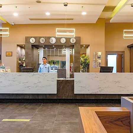 Viking Park 4* 凯梅尔