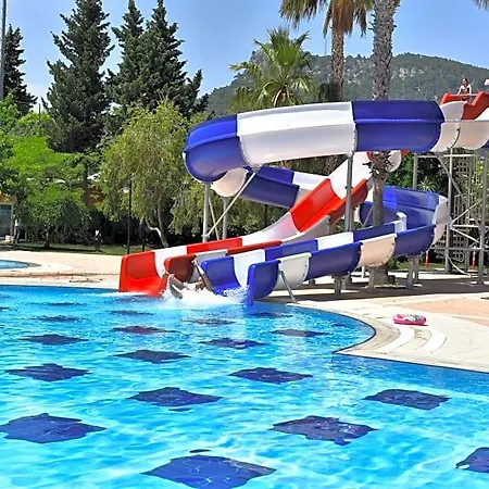 Viking Park 4*